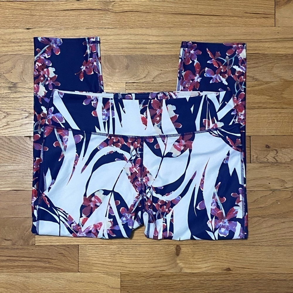 Fabletics Purple Floral Capri Leggings